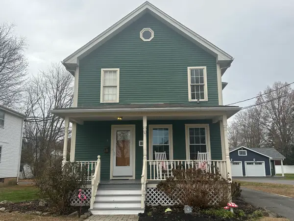 31 Melrose Street, Glastonbury, CT 06033