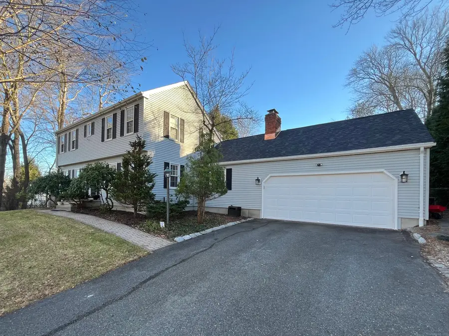 51 Cross Road, Middlebury, CT 06762 - Image #2