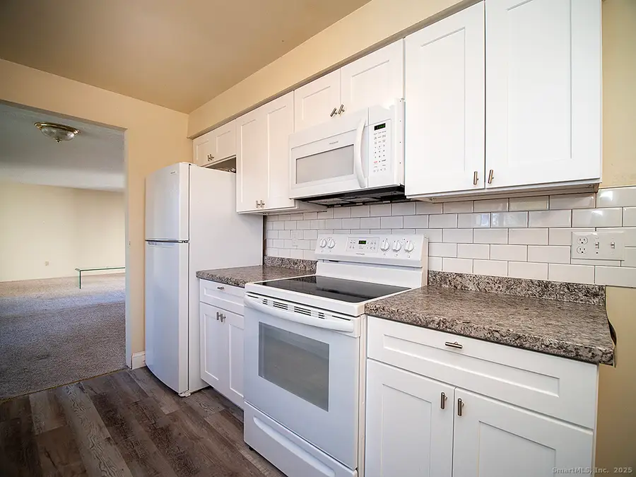 79 River Bend Road #B, Stratford, CT 06614 - Image #3