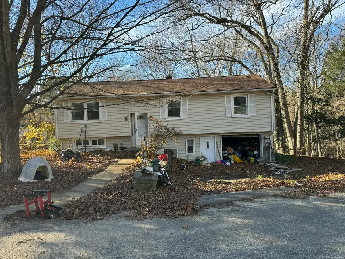 6 Elaine Street, Bozrah, CT 06334 - Image #1