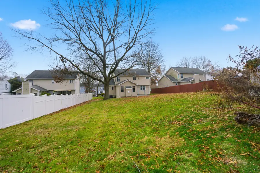 72 Broadmere Road, Stratford, CT 06614 - Image #3