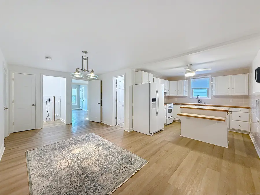 27 Liberty Street, Pawcatuck, CT 06379 - Image #2