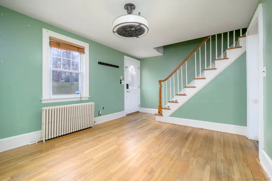 279 Knapps Highway, Fairfield, CT 06825 - Image #2