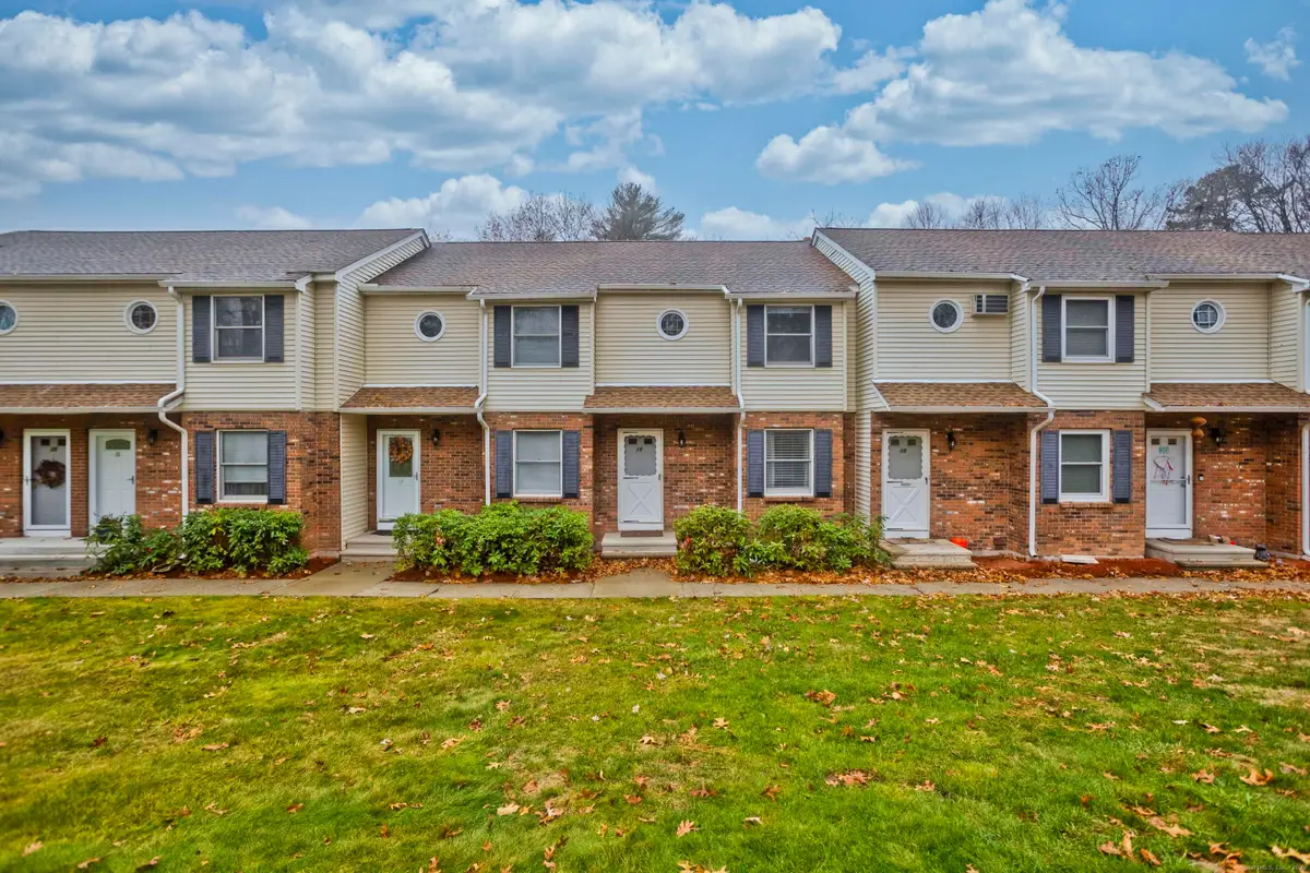 18 Cranberry Hollow #18, Enfield, CT 06082 - Image #1