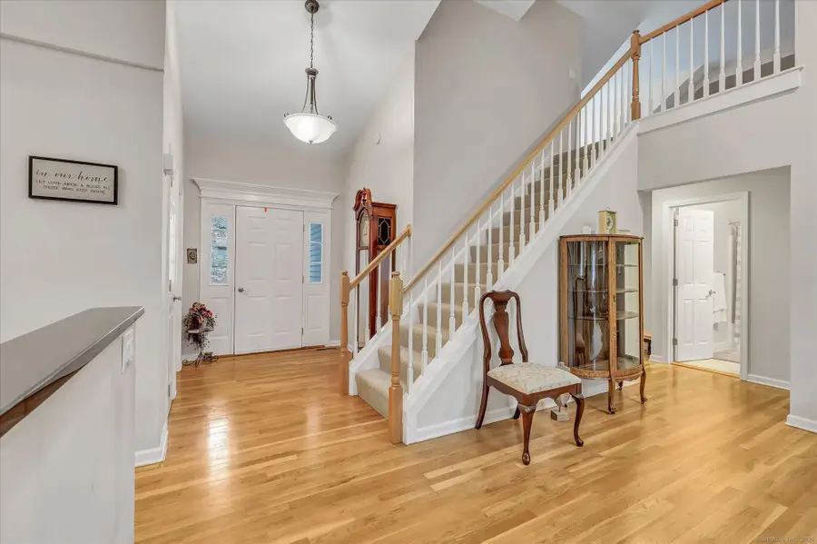 498 Elk Run #498, Shelton, CT 06484 - Image #3