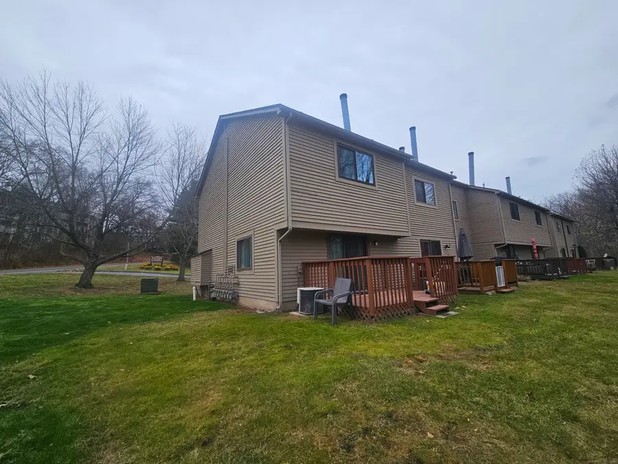 135 Village Square Drive #APT 1, New Britain, CT 06053 - Image #2