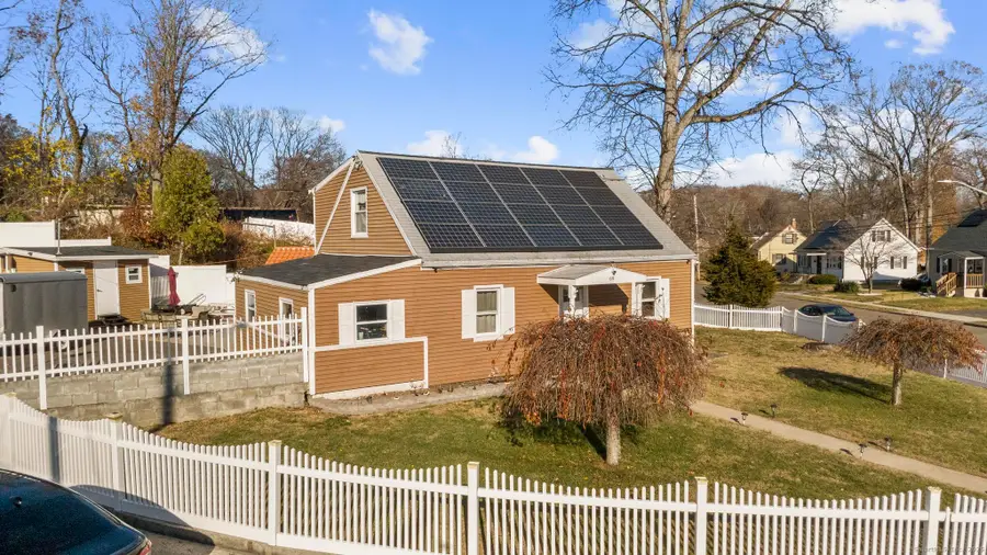 69 Glen Circle, Bridgeport, CT 06610 - Image #3