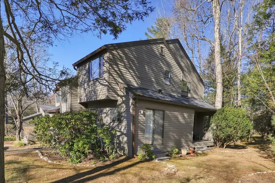 9 Heather Court #9, Woodbury, CT 06798 - Image #2