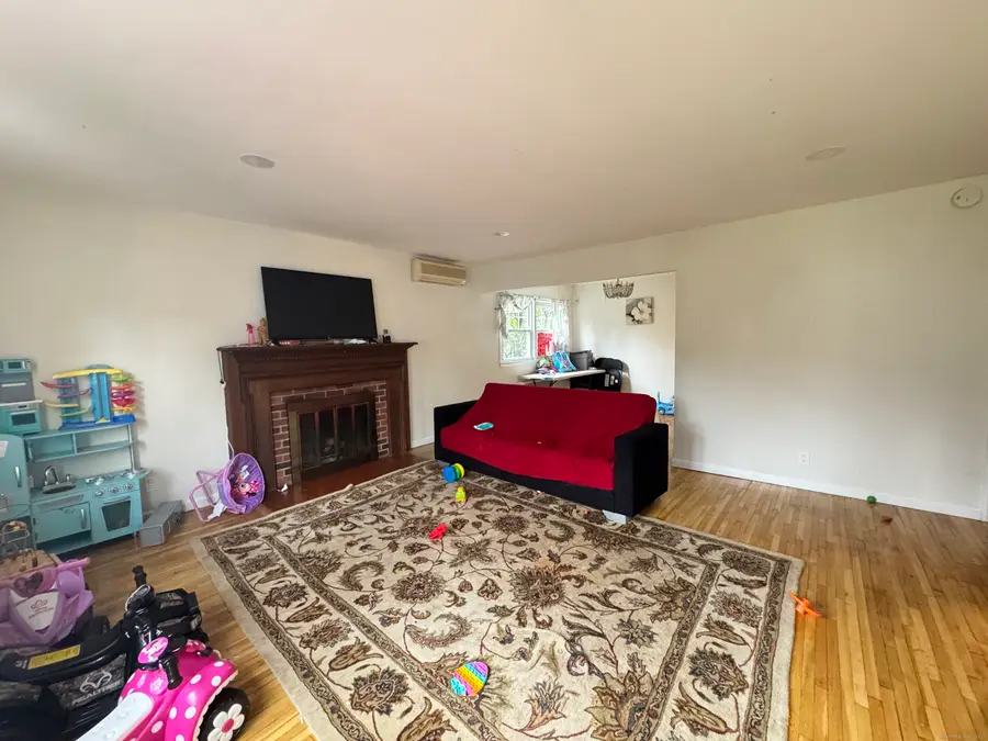 20 Oak Ridge Gate, Danbury, CT 06810 - Image #2