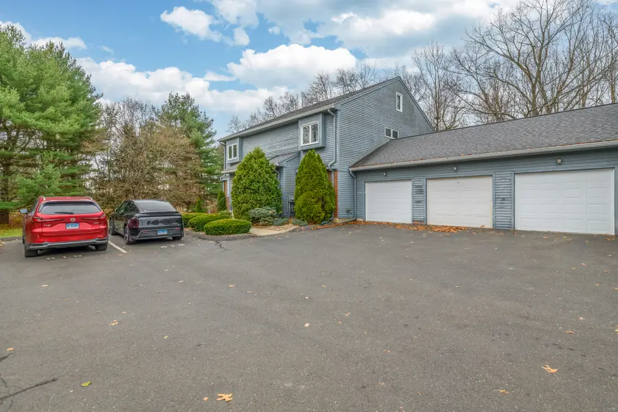 816 Sand Stone Drive #816, South Windsor, CT 06074 - Image #3