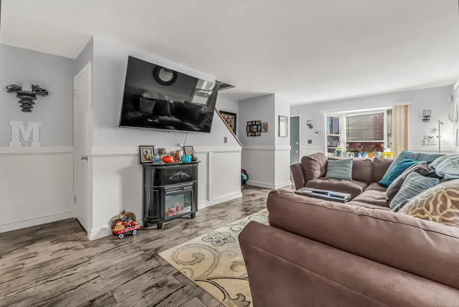 35 Kent Avenue, Bridgeport, CT 06610 - Image #3