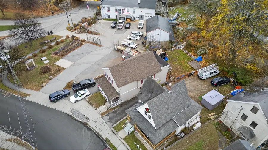 22 Willetts Avenue, New London, CT 06320 - Image #2