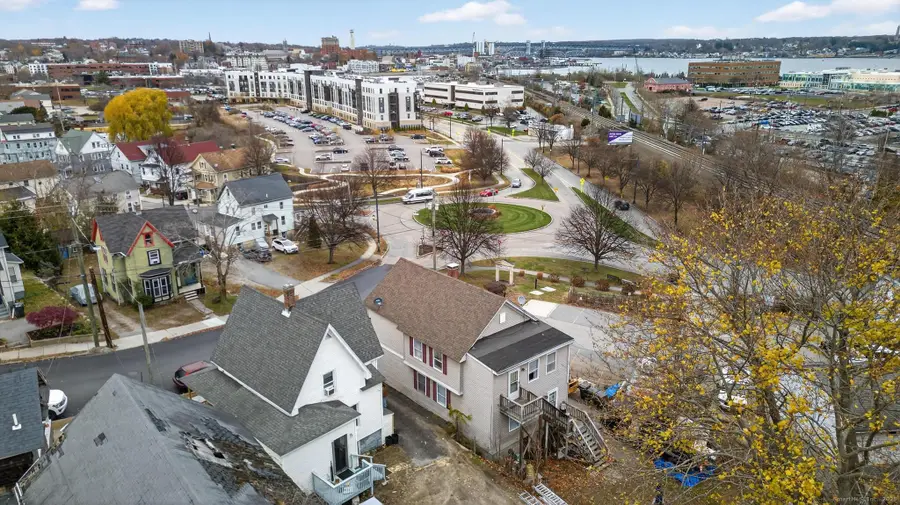 22 Willetts Avenue, New London, CT 06320 - Image #3