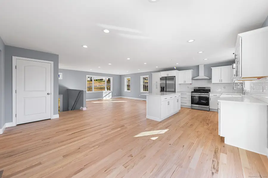 805 Maple Hill Road, Naugatuck, CT 06770 - Image #3