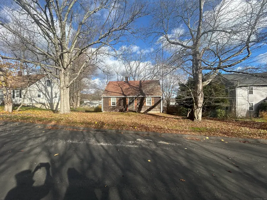 168 Wormwood Road, Fairfield, CT 06824 - Image #2