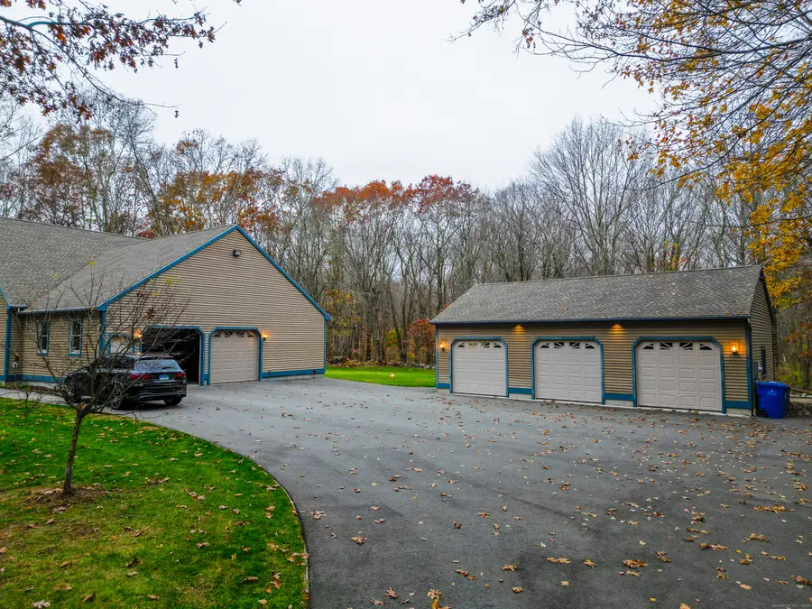 15 Forsyth Road, Oakdale, CT 06370 - Image #3