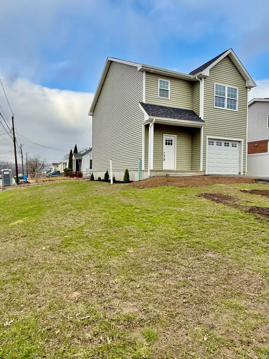 124 Highlawn Street, Waterbury, CT 06705 - Image #2