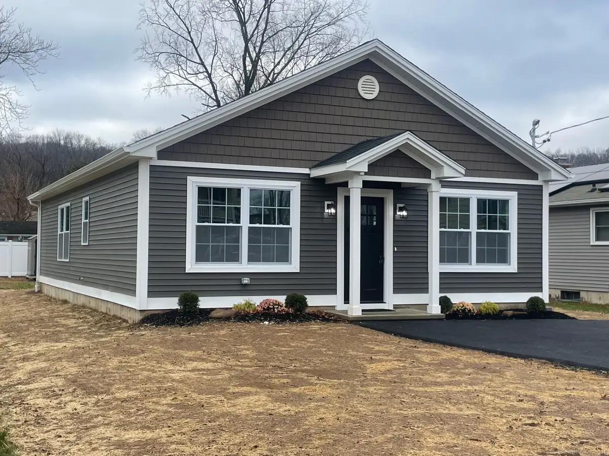 140 Lake Avenue, Bristol, CT 06010 - Image #1