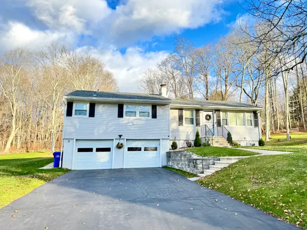 11 Birchwood Road, North Branford, CT 06472