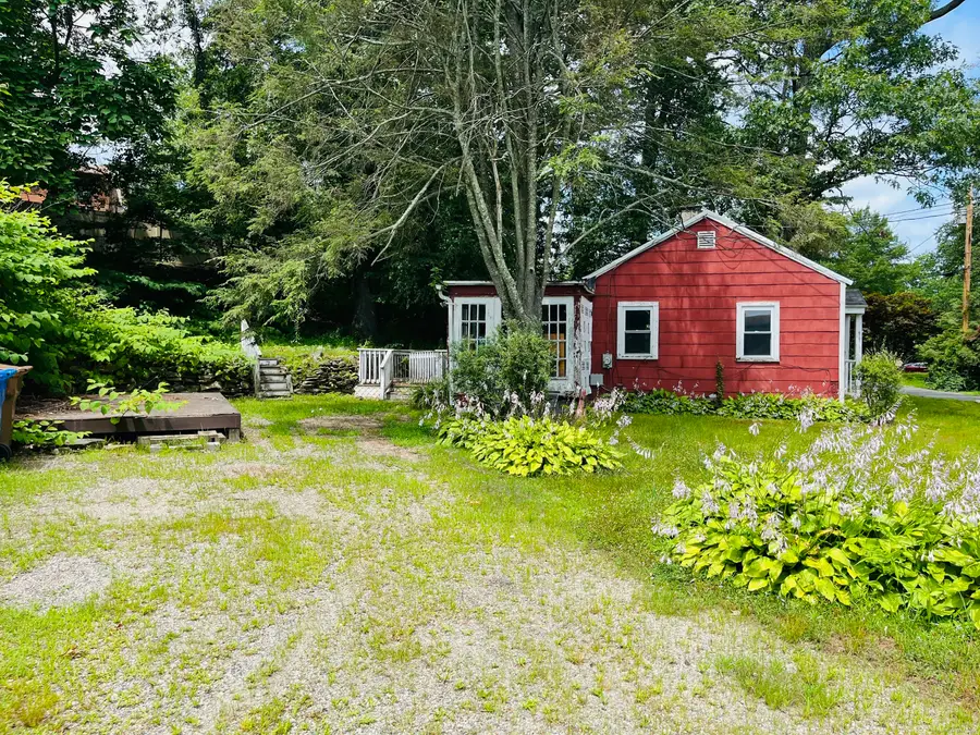 35 Saginaw Trail, Shelton, CT 06484 - Image #2