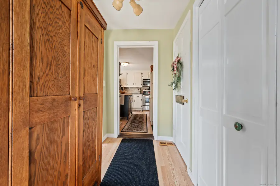 598 Pleasant Valley Road, South Windsor, CT 06074 - Image #2