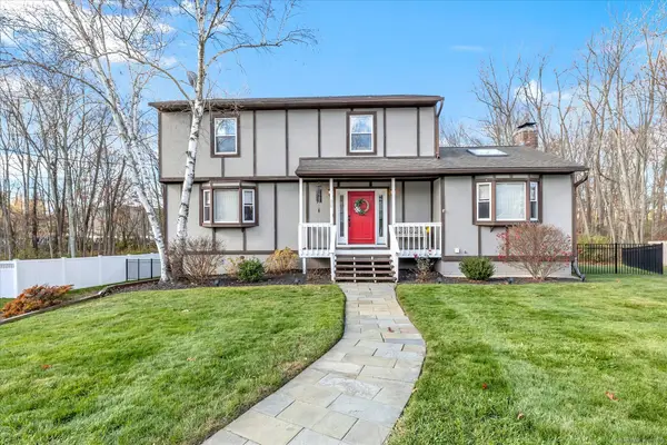 26 Woodridge Road, West Haven, CT 06516