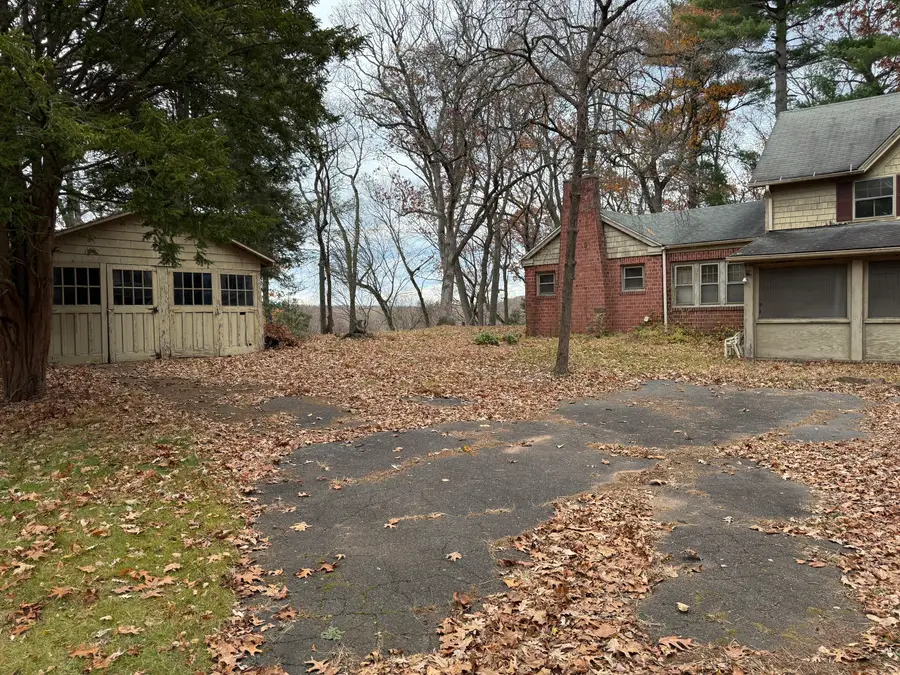 708 Hilliard Street, Manchester, CT 06040 - Image #2