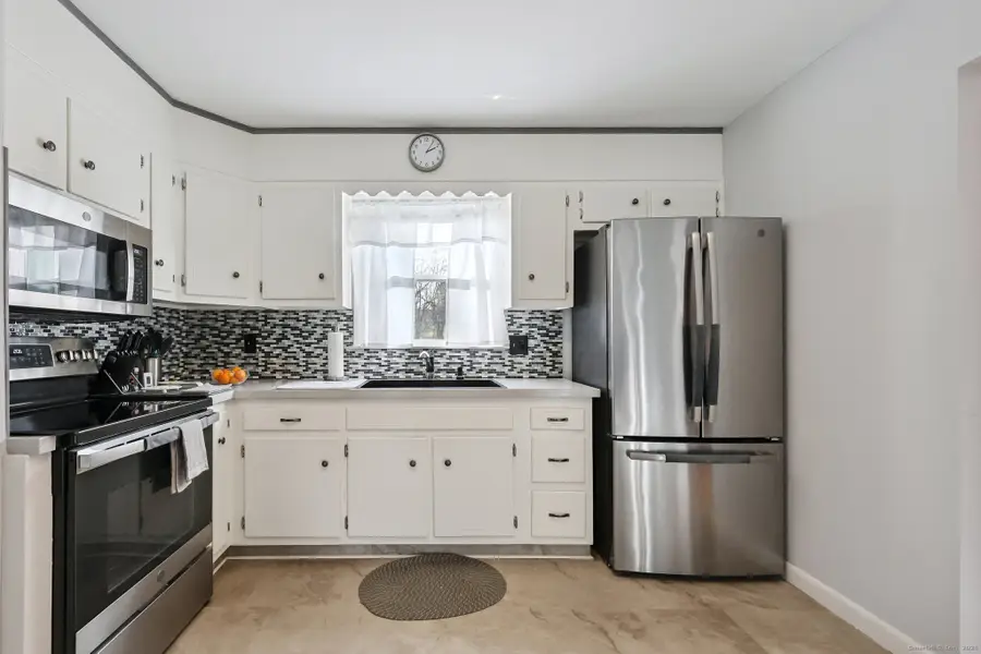 56 Barnum Road, New Fairfield, CT 06812 - Image #3