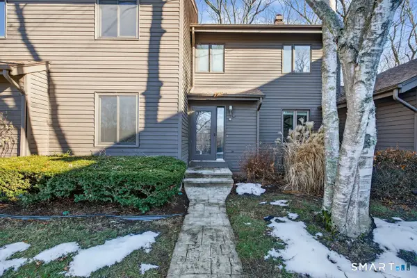 223 Flanders Road #APT 5, East Lyme, CT 06357