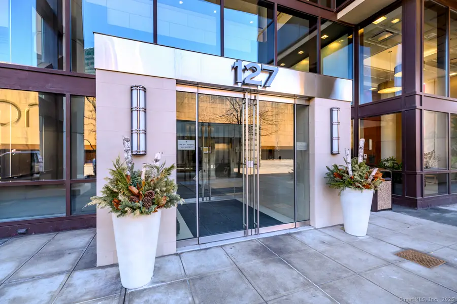 127 Greyrock Place #1503, Stamford, CT 06901 - Image #3