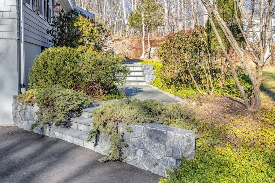 26 Ledgewood Drive, Wilton, CT 06897 - Image #2