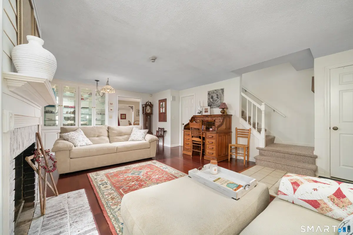 6 Barrington Drive #APT B, Wethersfield, CT 06109 - Image #1