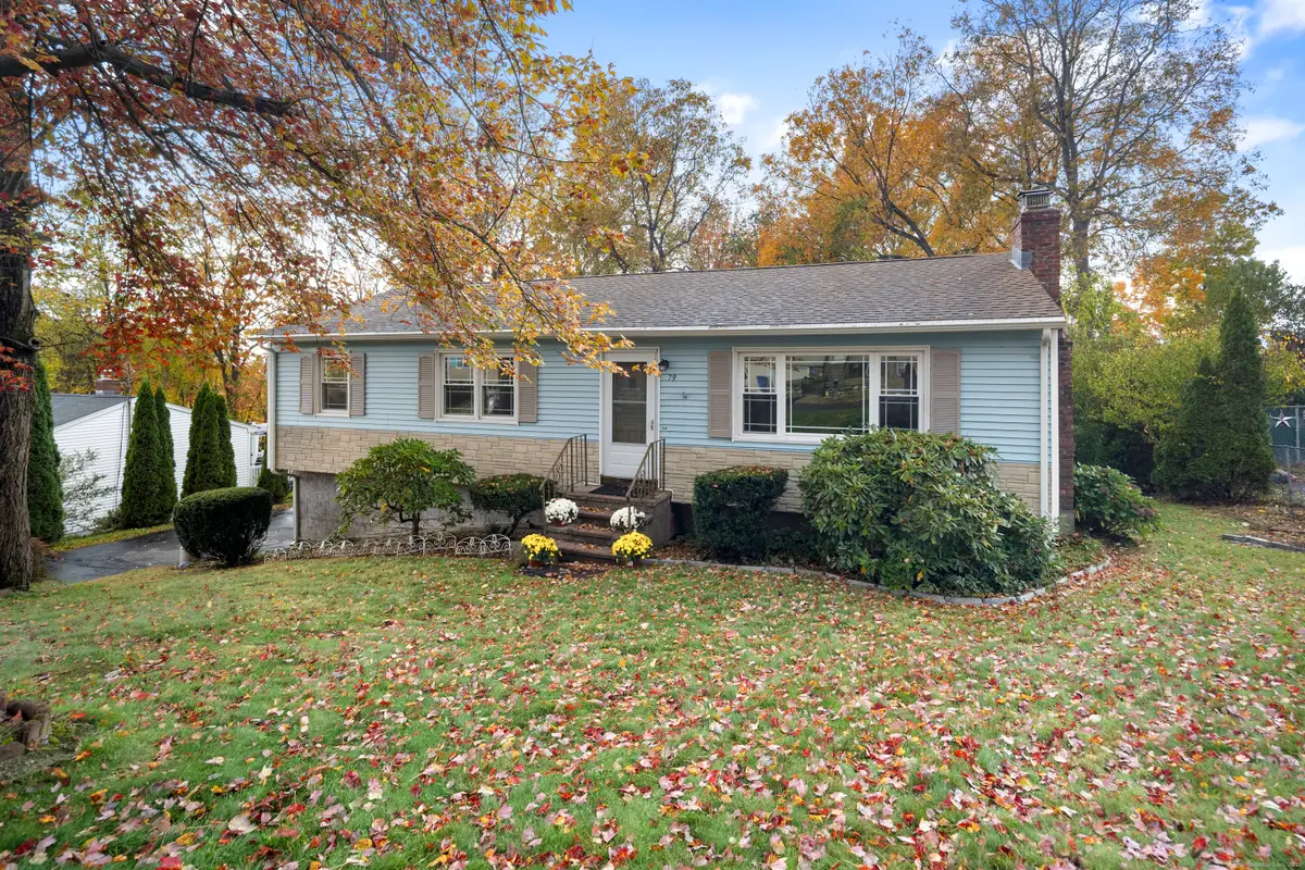 79 Fieldstone Road, Waterbury, CT 06704 - Image #1