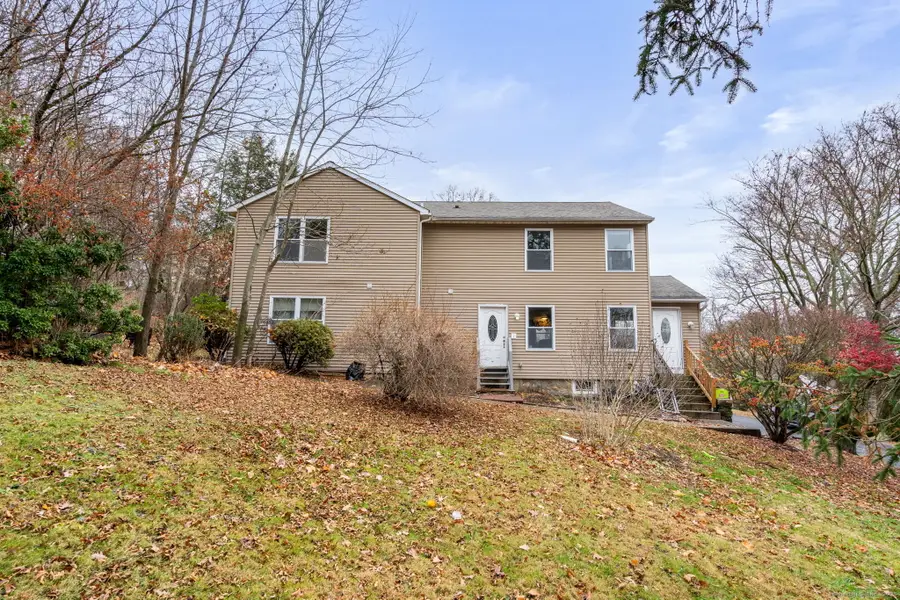 7 Hayestown Heights, Danbury, CT 06811 - Image #2