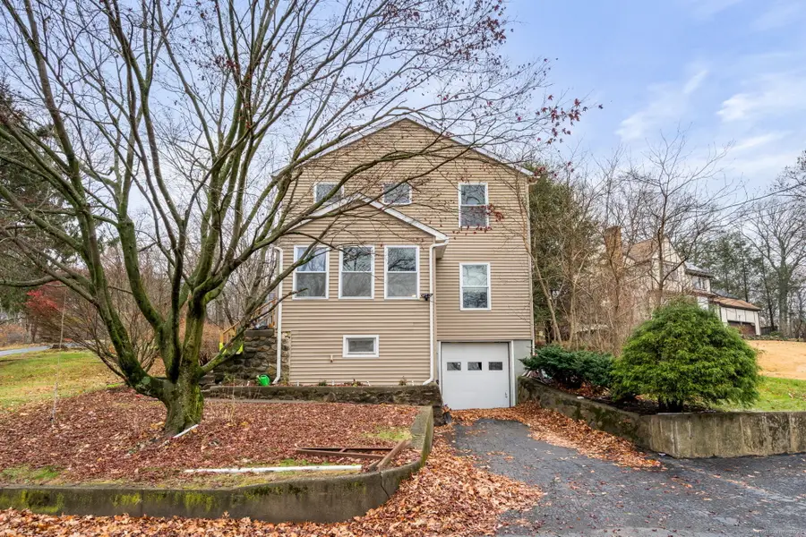 7 Hayestown Heights, Danbury, CT 06811 - Image #3