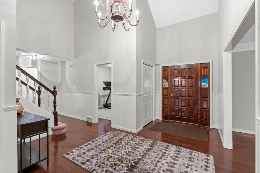 26 Berwyn Road, West Hartford, CT 06107 - Image #3