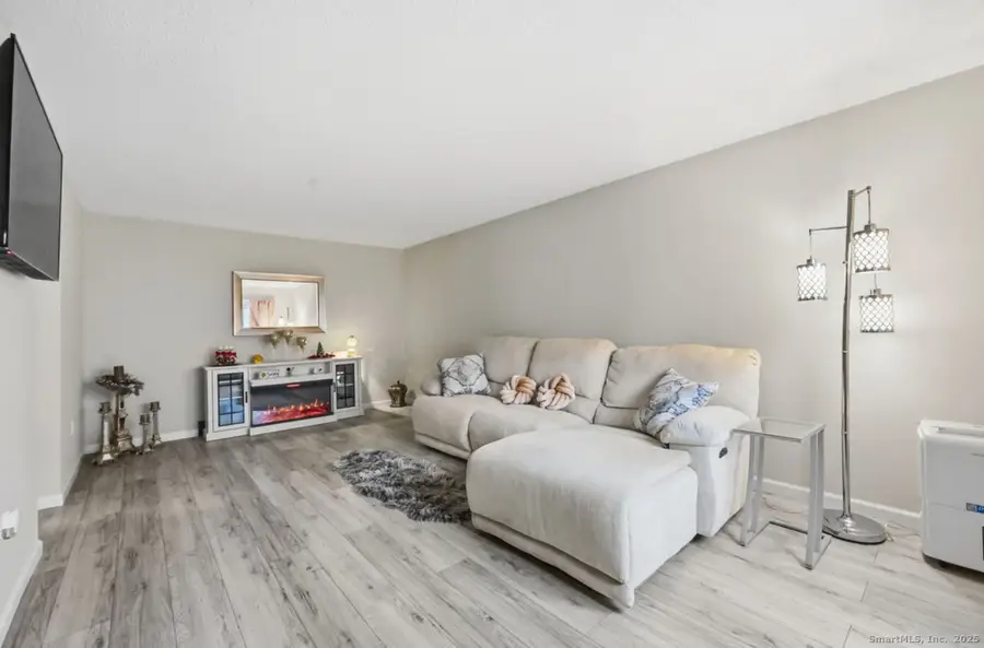 39 Cottonwood Road #39, Newington, CT 06111 - Image #2