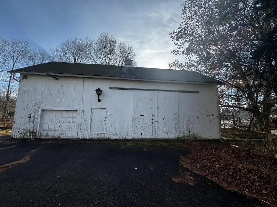 58 Daniels Farm Road, Trumbull, CT 06611 - Image #3