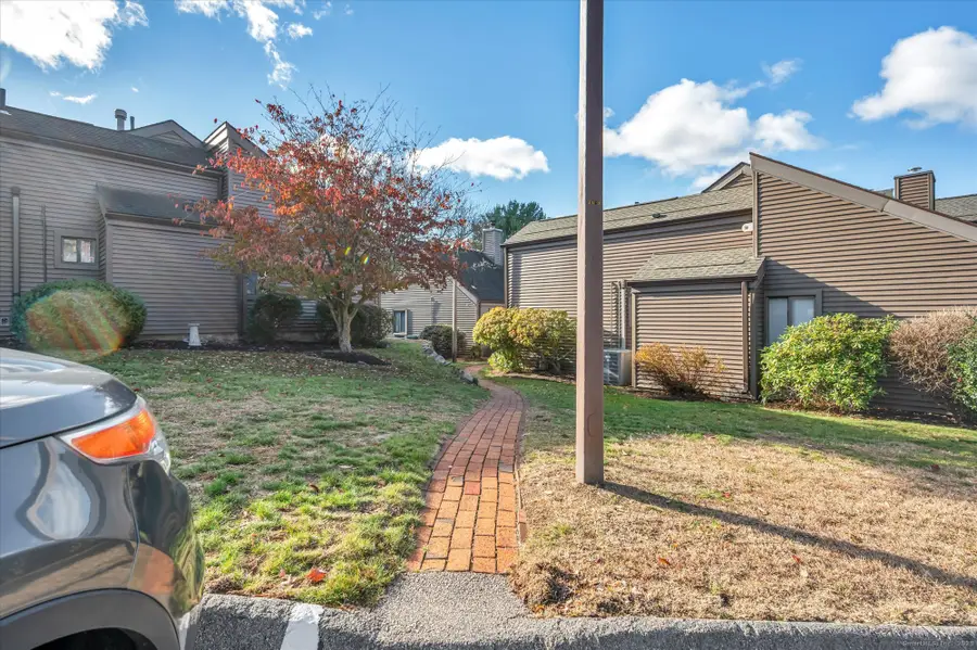 81 Hollister Way North #81, Glastonbury, CT 06033 - Image #2