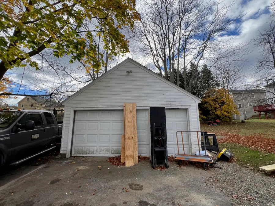 231 Poquonnock Road, Groton, CT 06340 - Image #2