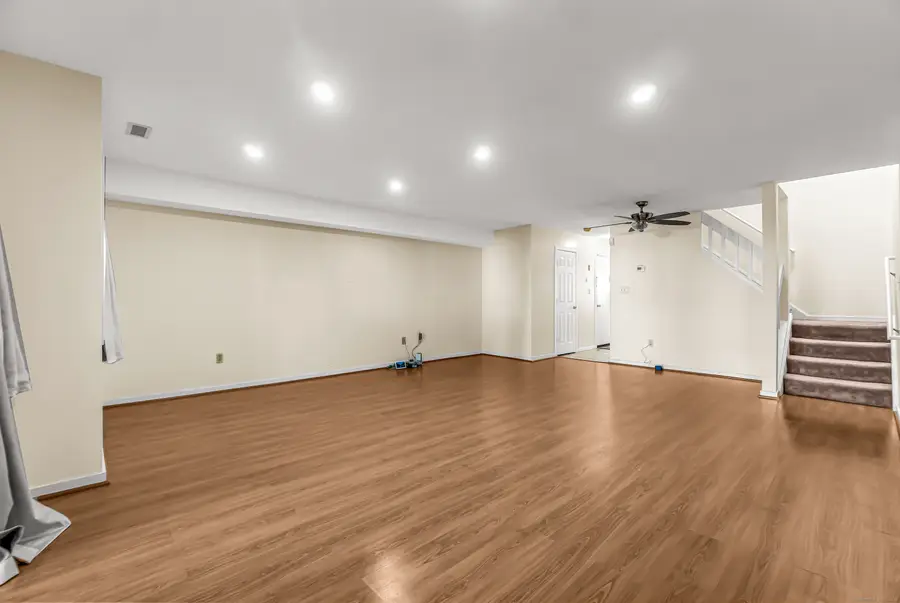 1412 Whitney Avenue #APT F3, Hamden, CT 06517 - Image #3
