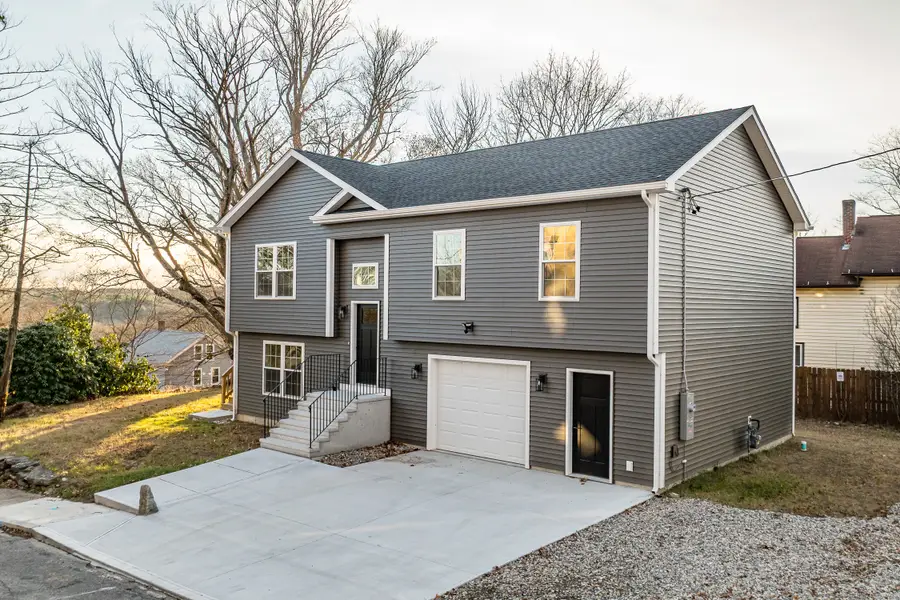 6 Prospect Street, Putnam, CT 06260 - Image #2