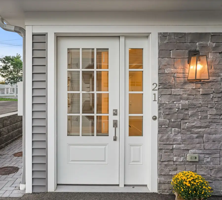 21 Beaumont Street #21, Fairfield, CT 06824 - Image #3