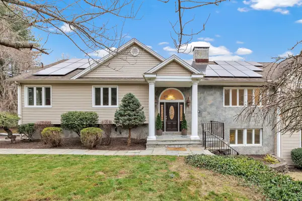 28 Hillside Drive, Easton, CT 06612