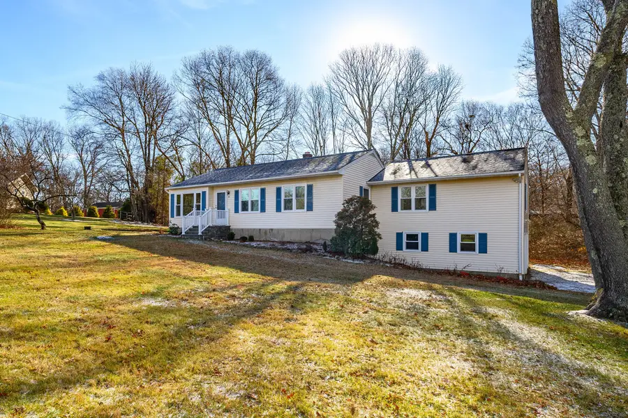 56 Appleblossom Lane, Newtown, CT 06470 - Image #3