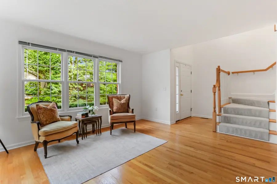 10 Hawthorne Ridge Circle #10, Trumbull, CT 06611 - Image #3