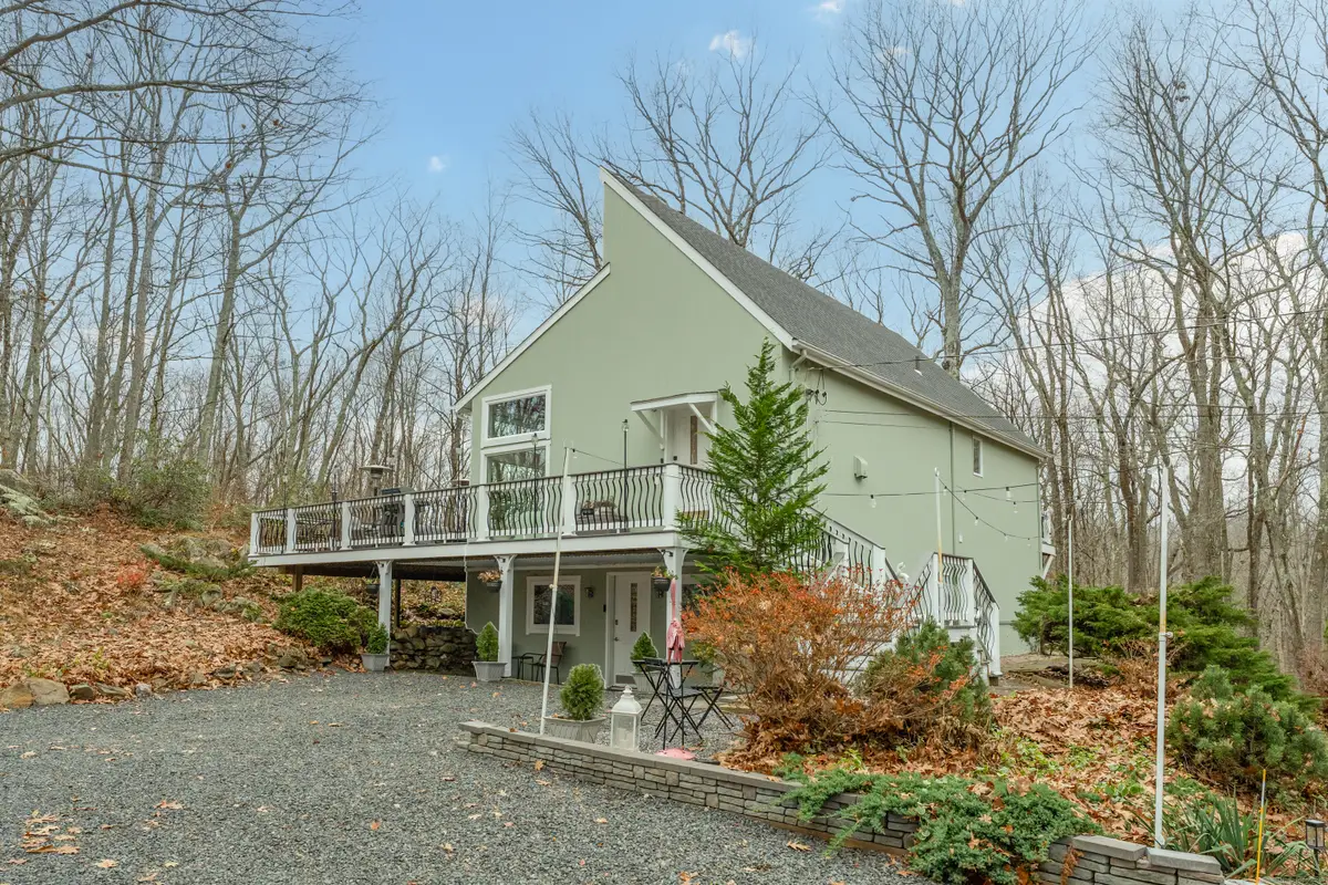 286 Weatherly Trail, Guilford, CT 06437 - Image #1