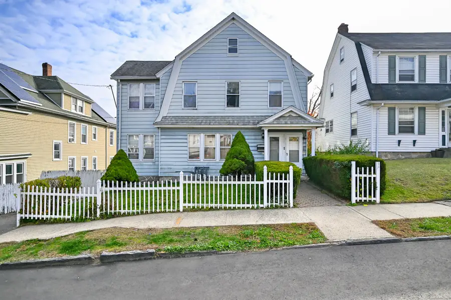 25 Manhattan Avenue, Bridgeport, CT 06606 - Image #3