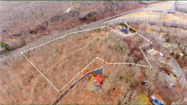 17 Wall Street, Bolton, CT 06043