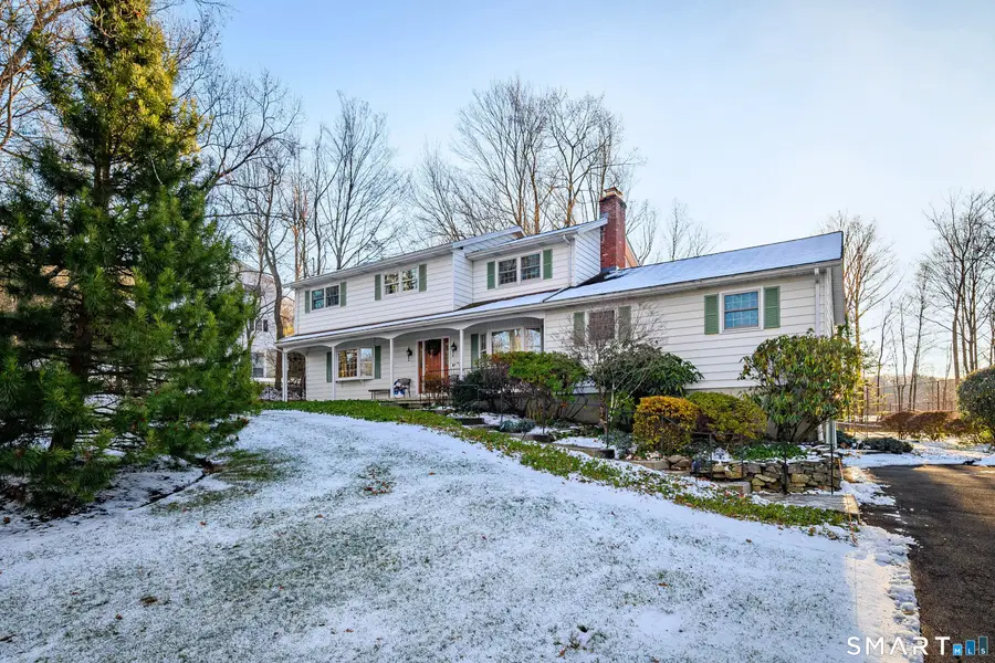 8 Chestnut Hill Drive, New Fairfield, CT 06812 - Image #2